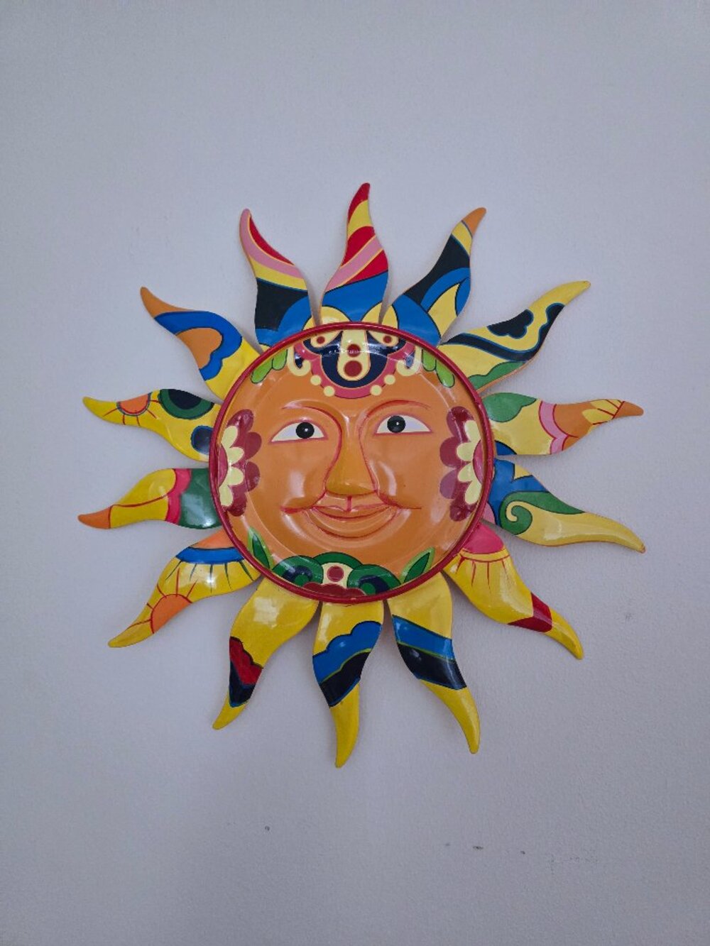 Hand Painted Metal Tin Mexican Sun Art Wall Decor NWOT.